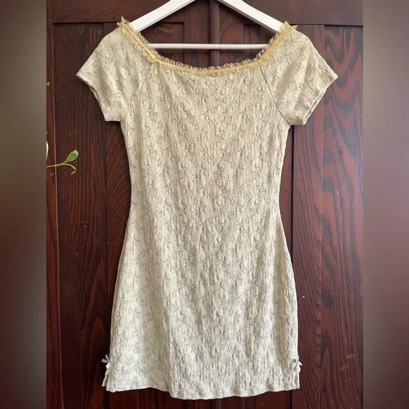 Urban Renewal Light Green Stretch Lace Mini Dress - Picture 6 of 8